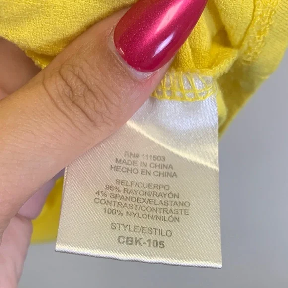 Yellow Lace Sleeve Women's Top - Picture 4 of 6